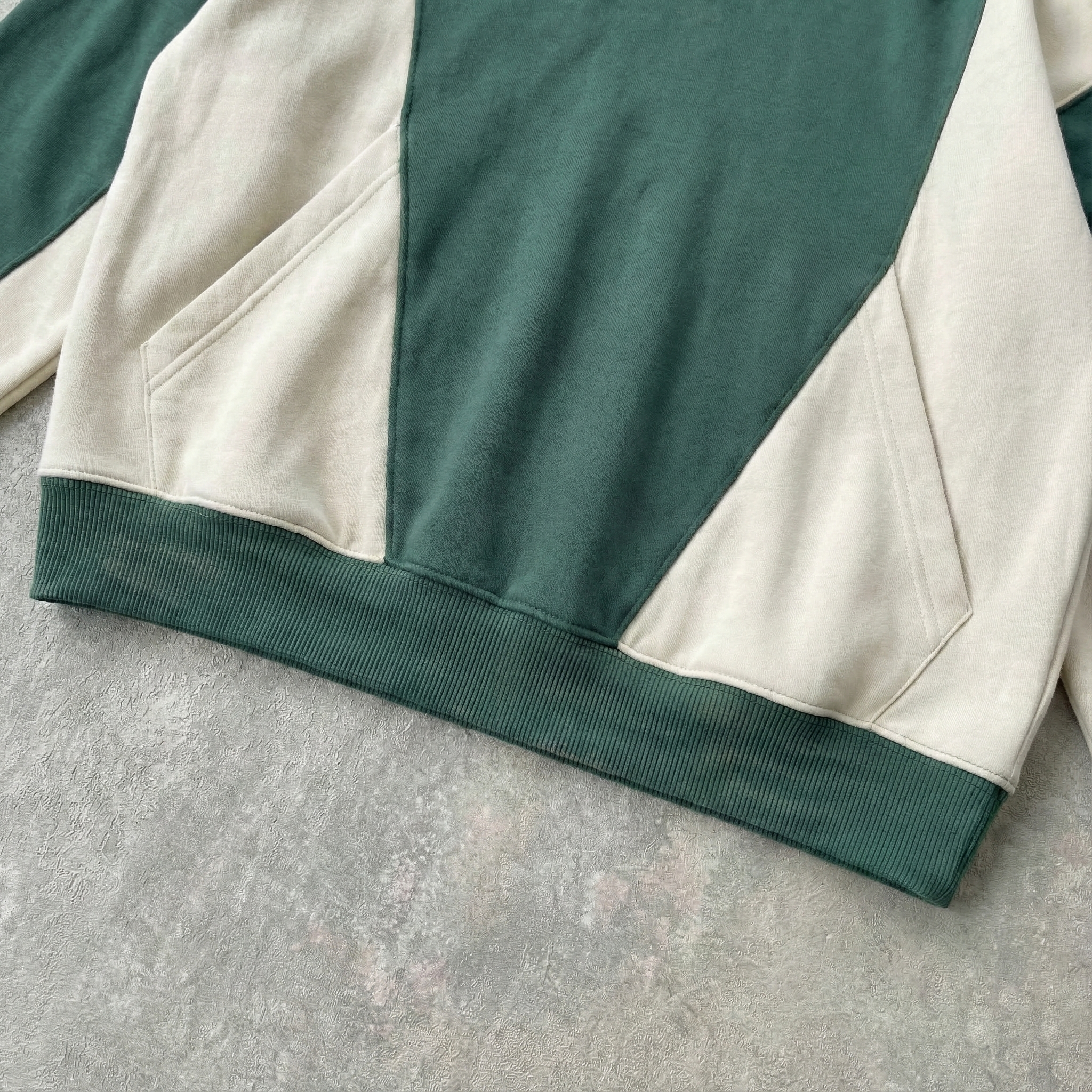 BYLER. VERTUS HOODIE